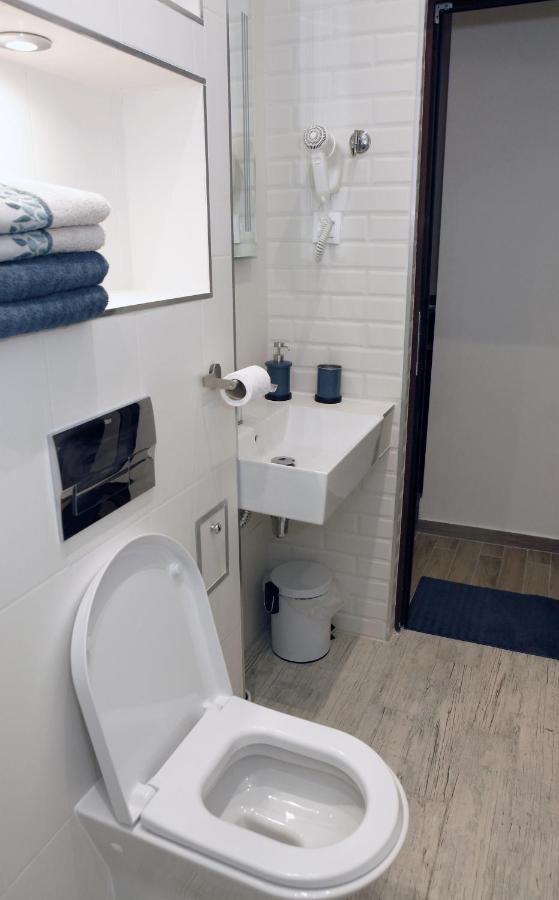 Sleep Over Sofia - Guest Rooms Luaran gambar
